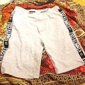Kenneth Cole Boys Size 12 Gray Sweatshirt Short